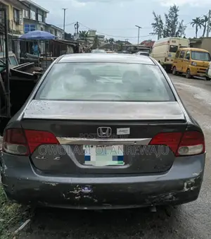 Honda Civic 2010 Gray
