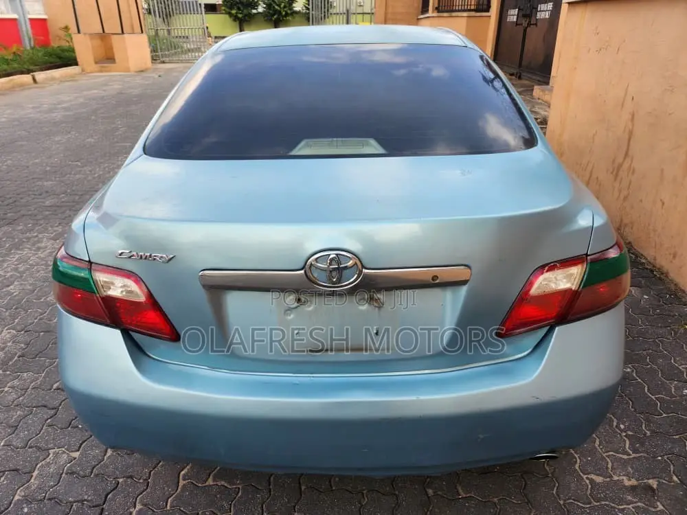 Toyota Camry 2008 Blue