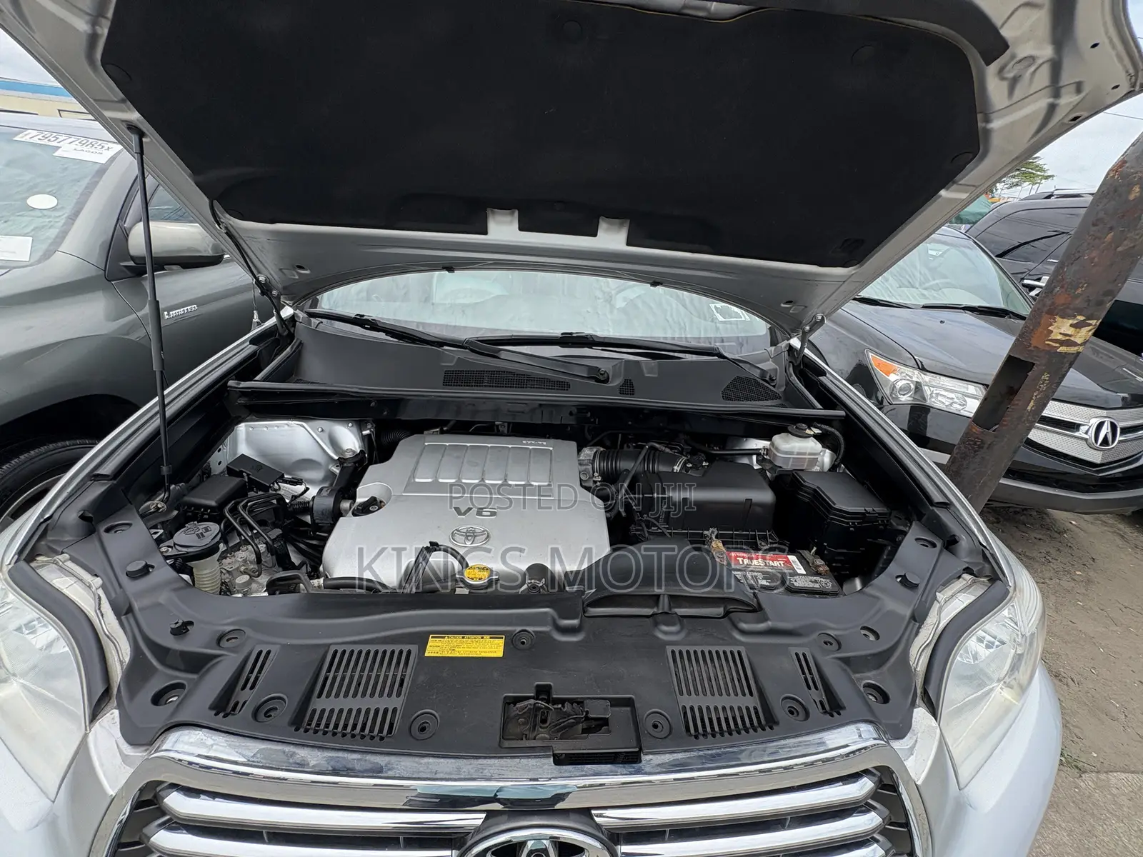 Toyota Highlander 2010 Silver