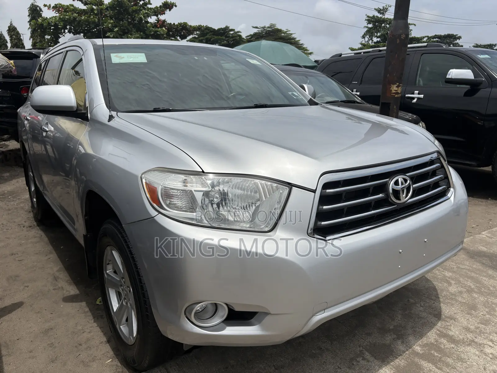 Toyota Highlander 2010 Silver
