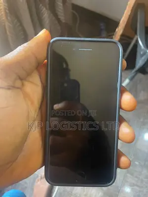 Apple iPhone 7 32 GB Black