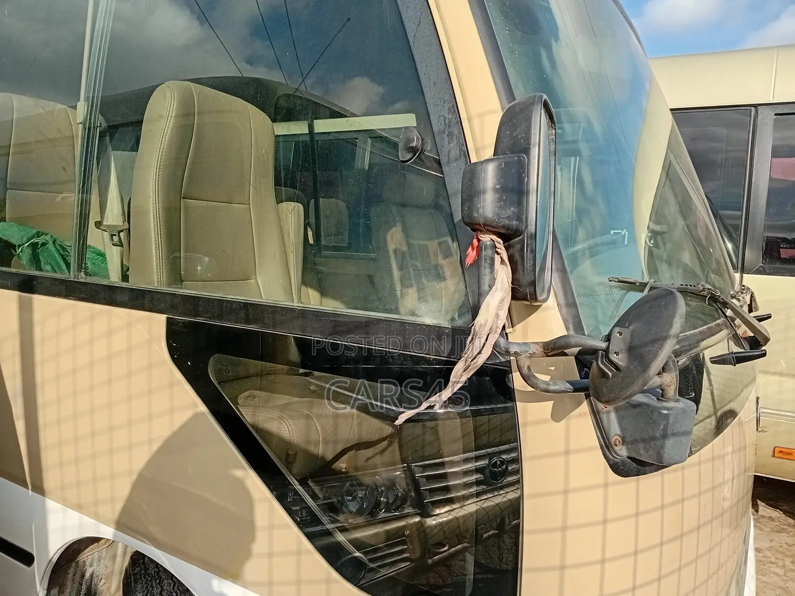Toyota Coaster 2017 Beige