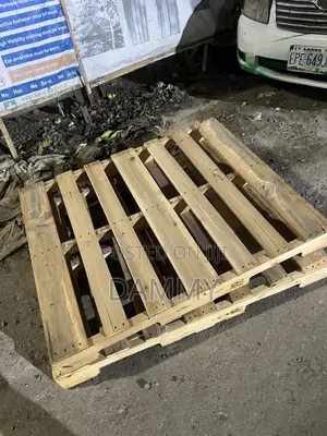 Wooden Shipping Pallets