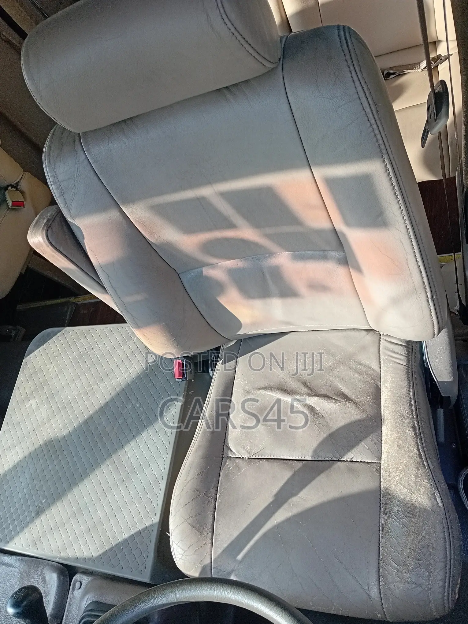 Toyota Coaster 2017 Beige