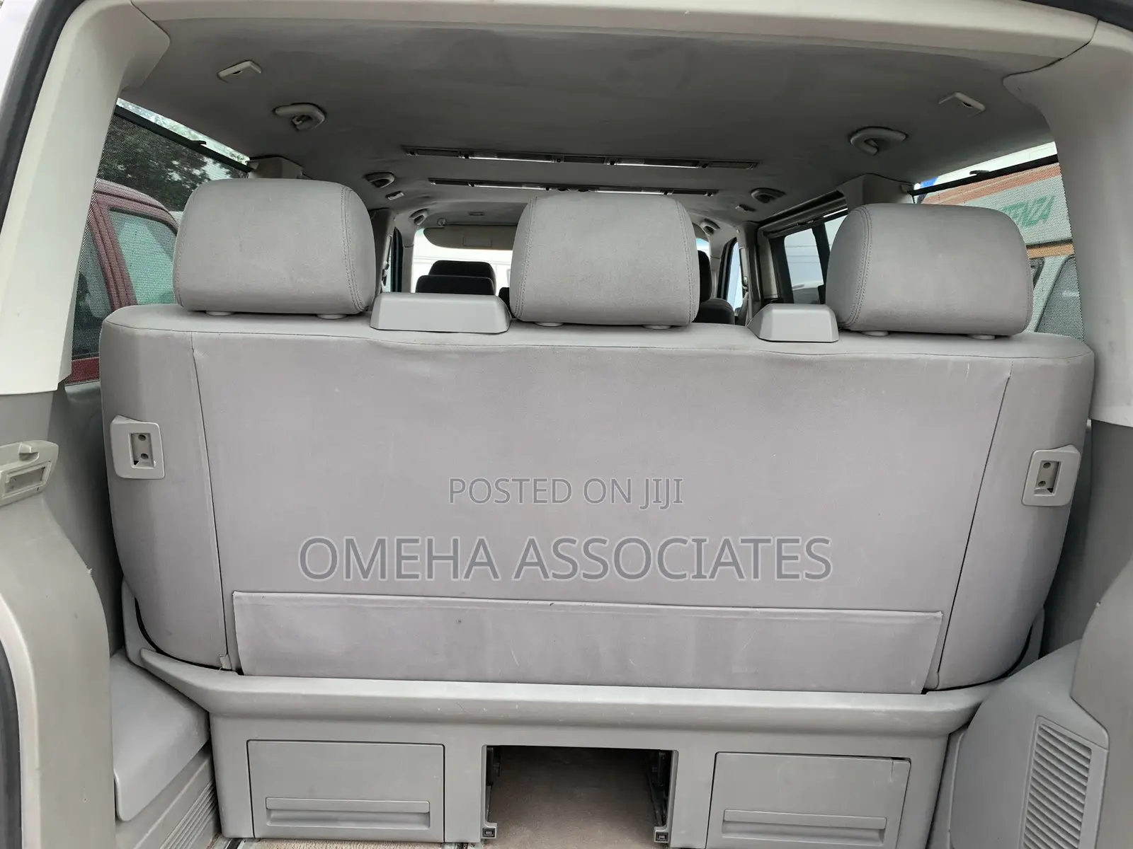 Volkswagen Transporter 2009 Silver