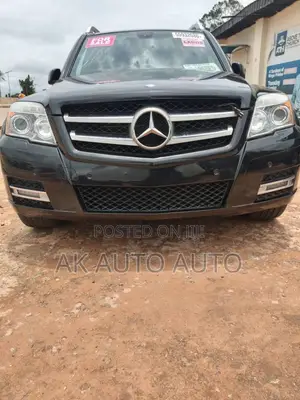 Mercedes-Benz GLK-Class 2011 Black