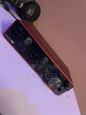 Focusrite Scarlett 2i2 3rd Gen Audio Interface