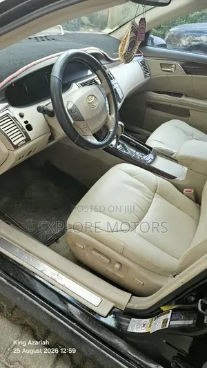 Toyota Avalon 2010 Black