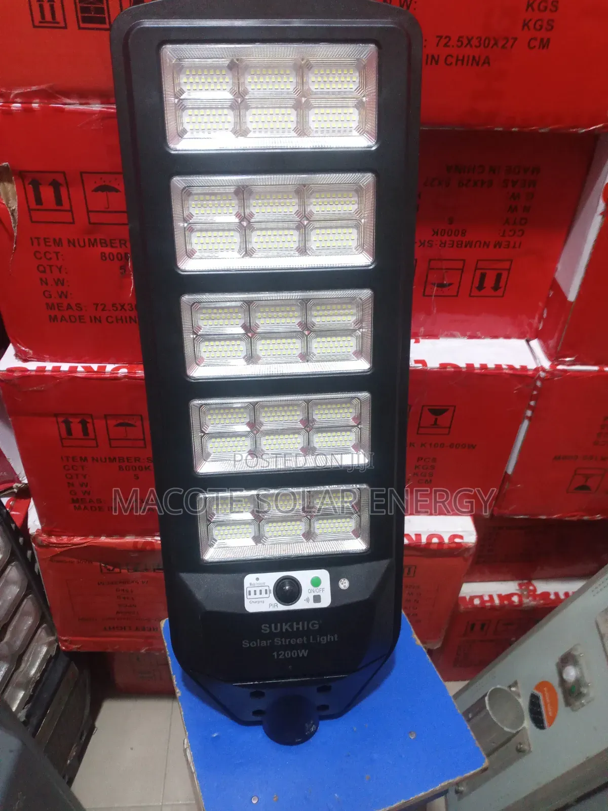 1200w Lithium Battery Solar Street Light