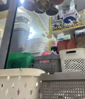 Imported Plastic Mesh Waste Baskets