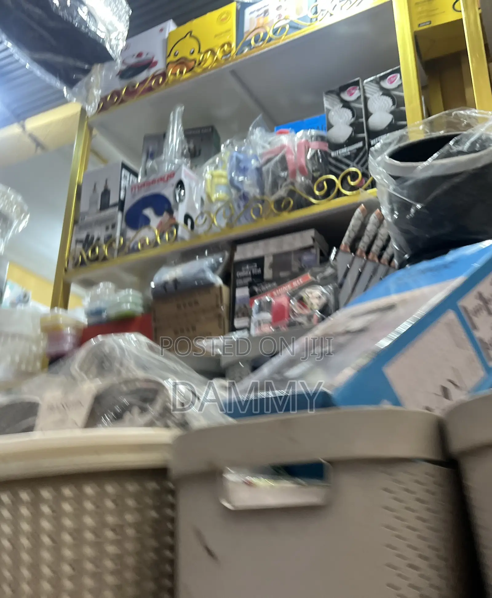 Imported Plastic Mesh Waste Baskets