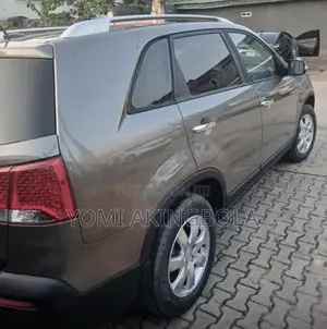 Kia Sorento 2011 Gray