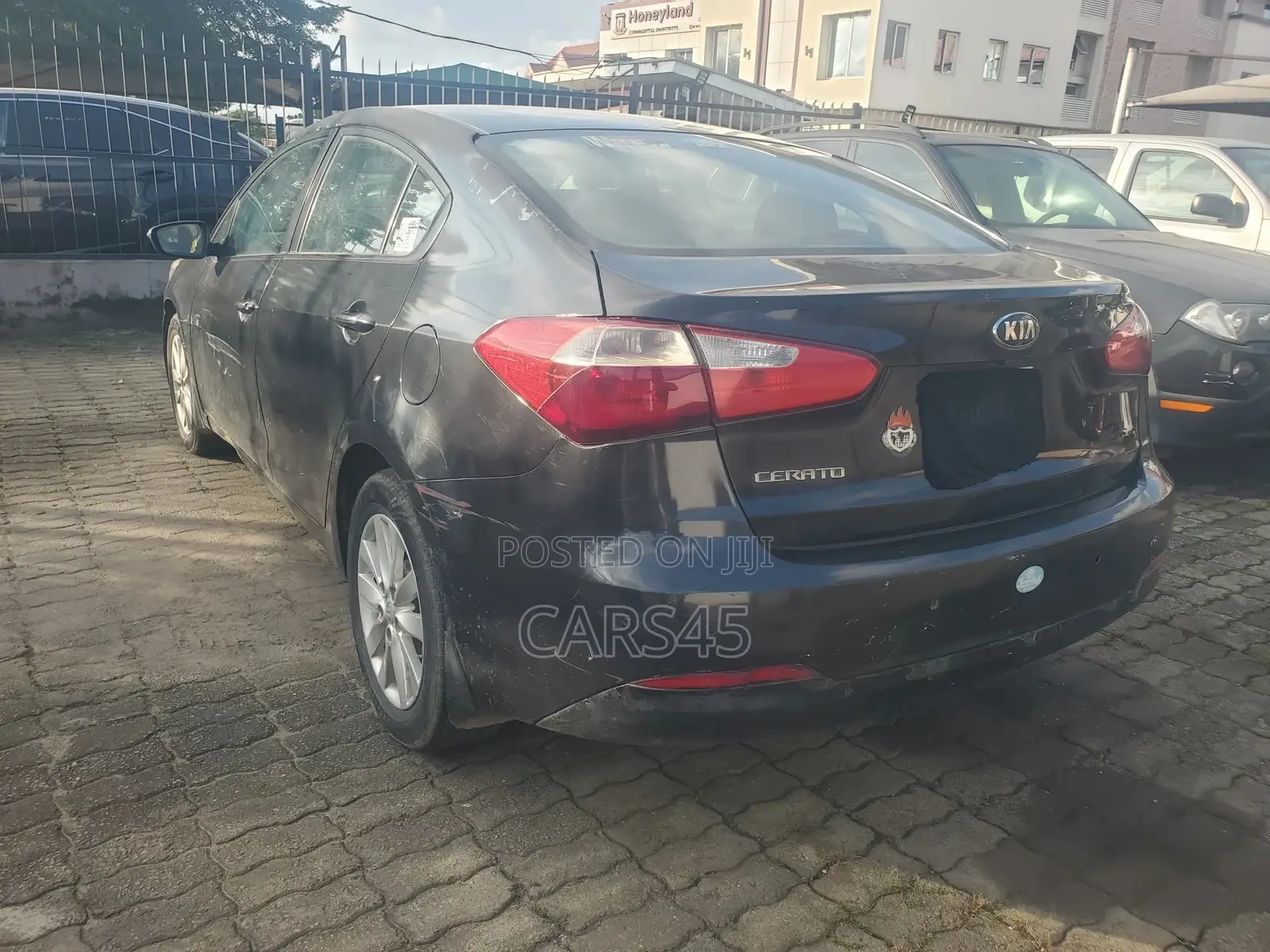 Kia Cerato 2015 Black