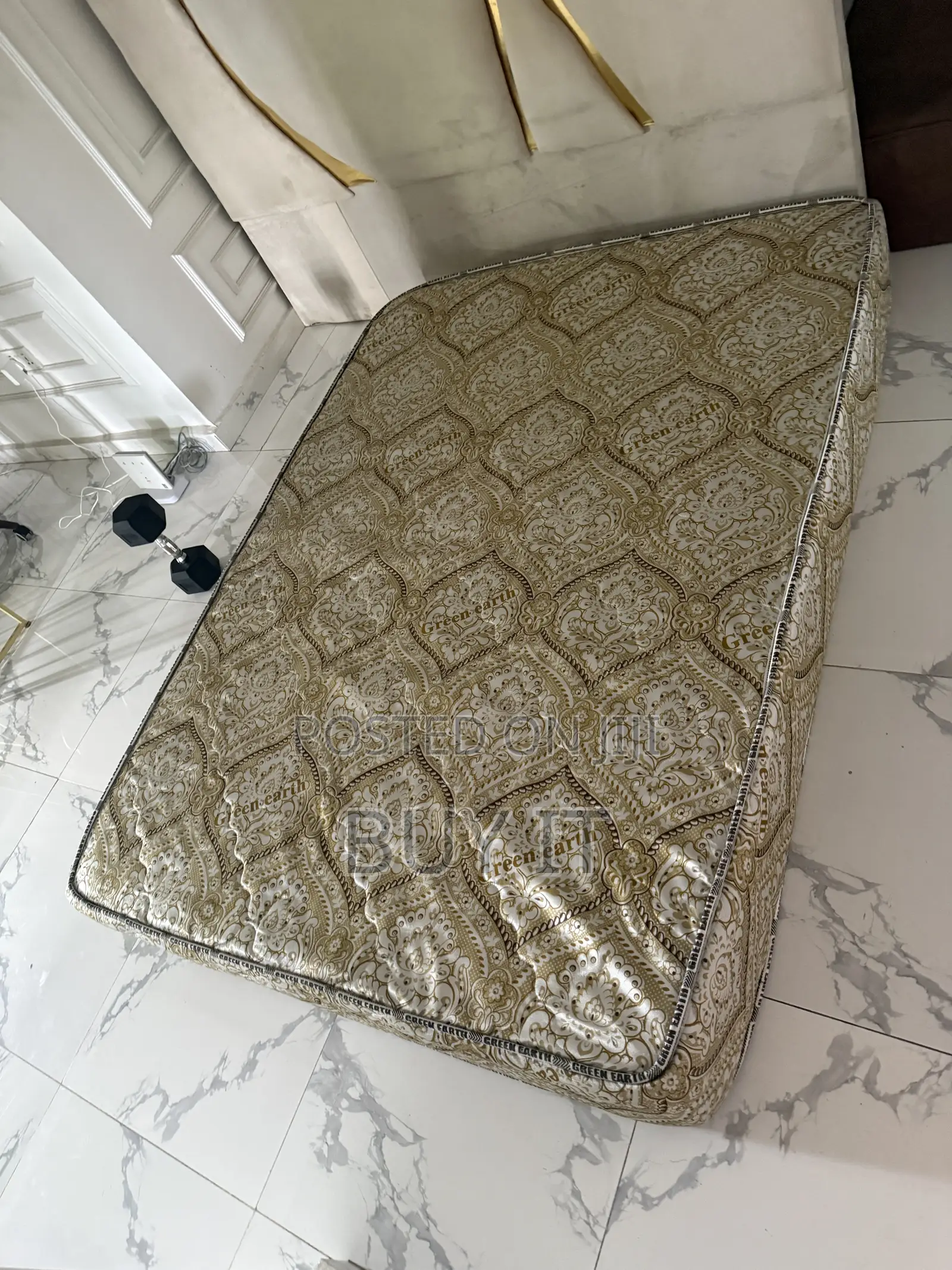 Bedframe and Mattress