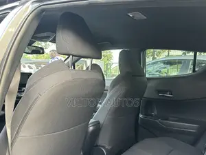 Toyota C-HR 2018 Gray