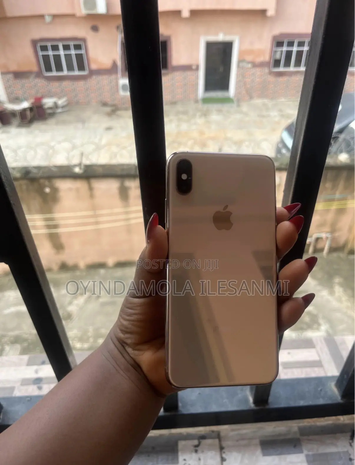 Apple iPhone XS 64 GB Gold