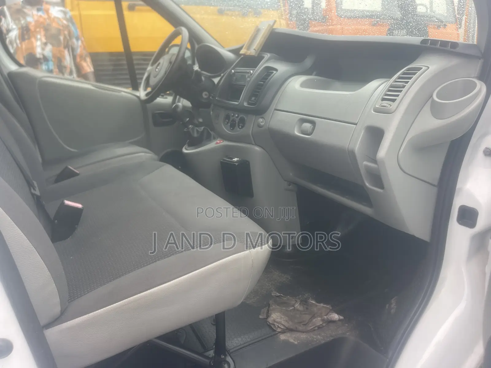 Opel Vivaro 2014 White