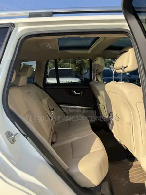 Mercedes-Benz GLK-Class Base GLK 350 4dr 4x2 (3.5L 6cyl 7A) 2015 White