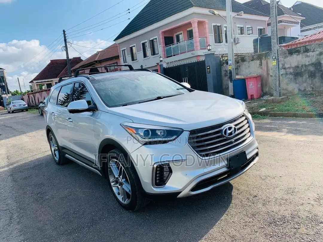 Hyundai Santa Fe 2017 Silver
