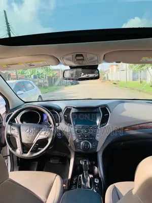 Hyundai Santa Fe 2017 Silver
