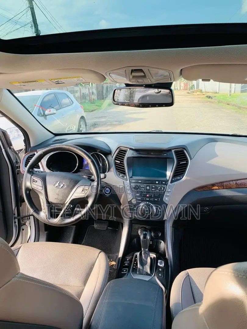 Hyundai Santa Fe 2017 Silver