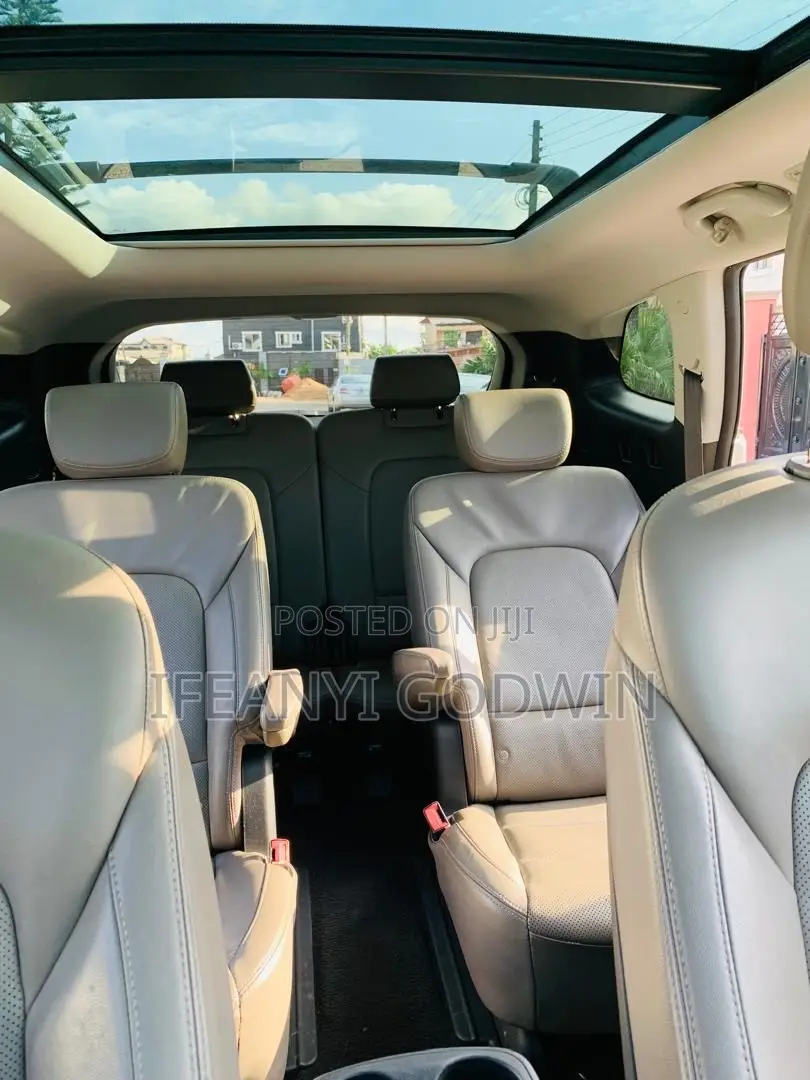 Hyundai Santa Fe 2017 Silver