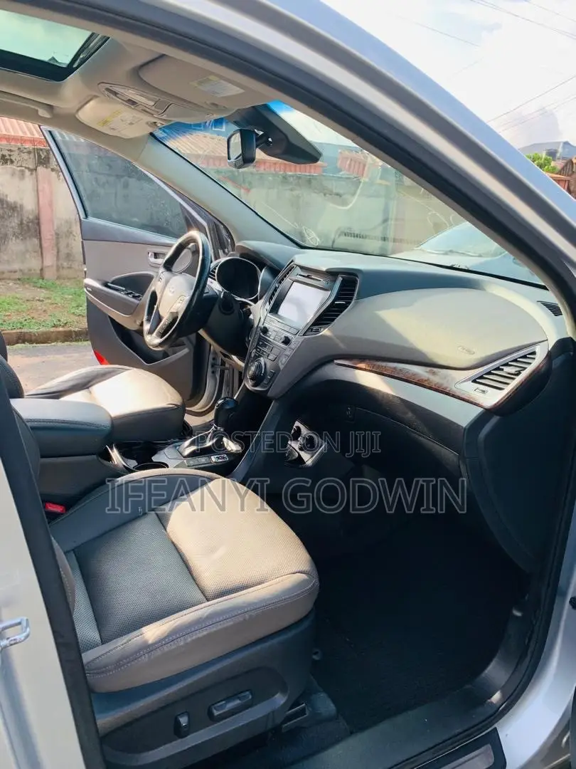 Hyundai Santa Fe 2017 Silver