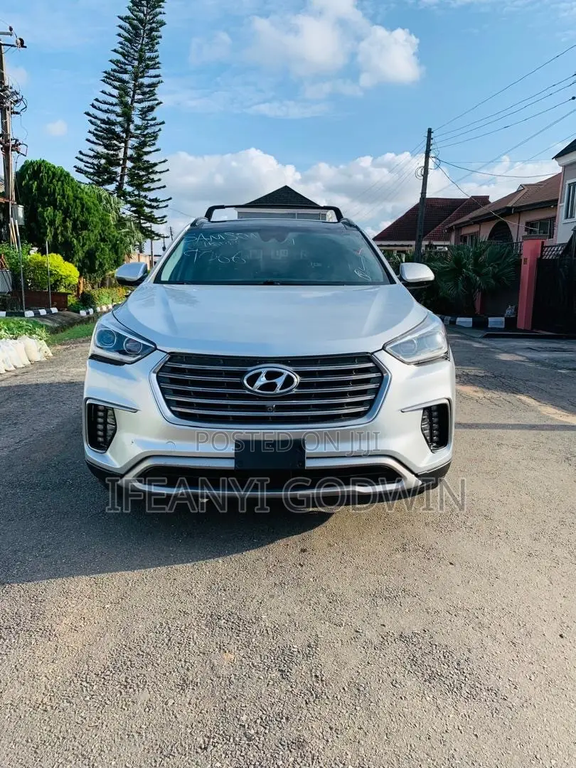 Hyundai Santa Fe 2017 Silver