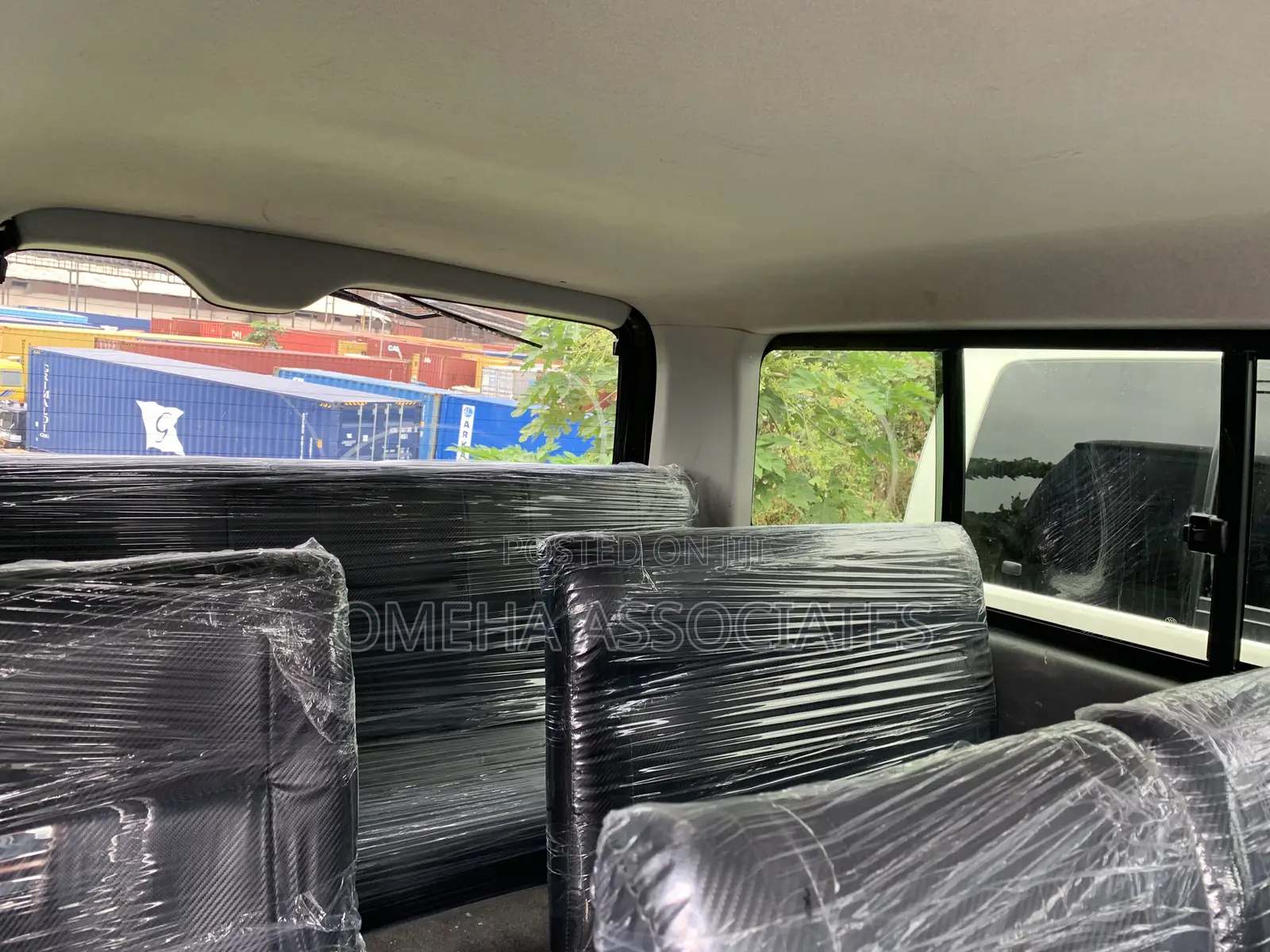 Toyota HiAce 2013 Green