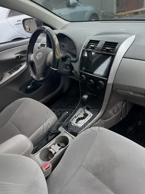 Toyota Corolla 2011 Black