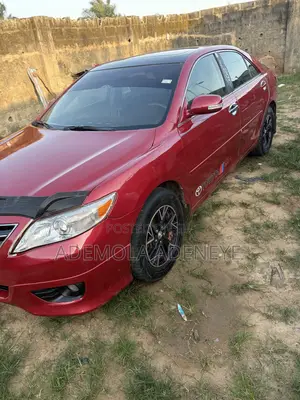 Toyota Camry LE 4dr Sedan (2.4L 4cyl 5A) 2008 Red