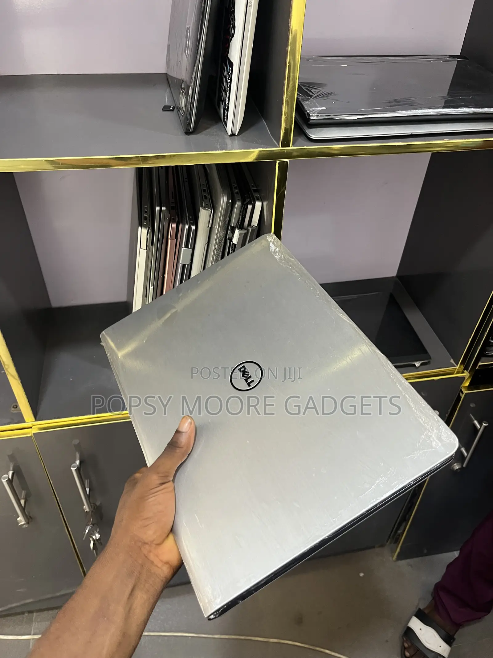 Laptop Dell Inspiron 14 5440 8GB Intel Core i7 SSD 128GB