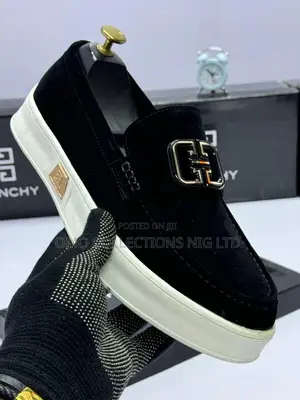 Gucci Men's Black Patent Leather Shoes With Gold Detail - Fully Boxed
