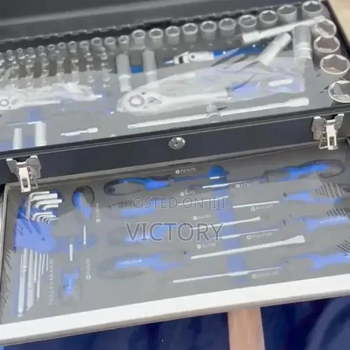 108pc Tool With Metal Box