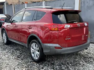 Toyota RAV4 Limited 4dr SUV (2.5L 4cyl 6A) 2014 Red