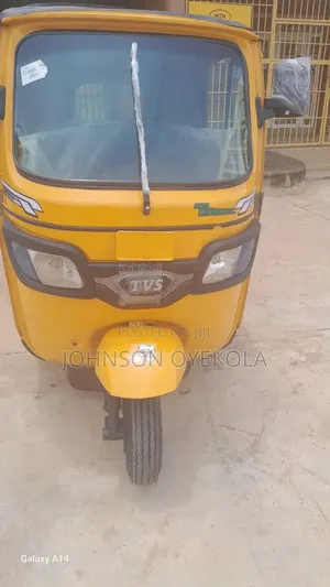 TVS King Deluxe Plus iTouch Start 2024 Yellow
