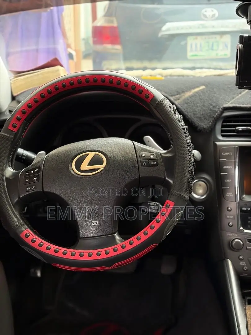 Lexus IS 250 AWD Automatic 2010 White