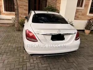 Mercedes-Benz C300 Base C300 RWD Sedan 2018 White