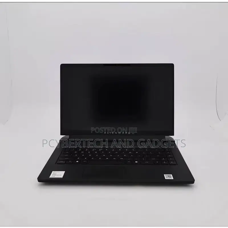 New Laptop Alienware X15 r2 16GB Nvidia SSD 512GB