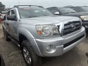 Toyota Tacoma 2009 Silver