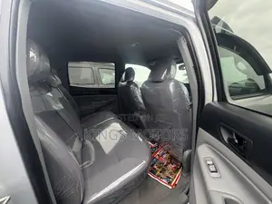 Toyota Tacoma 2009 Silver