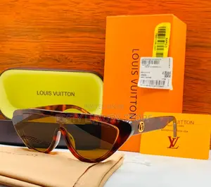 Original Louis Vuitton Luxury Glass With Full Package