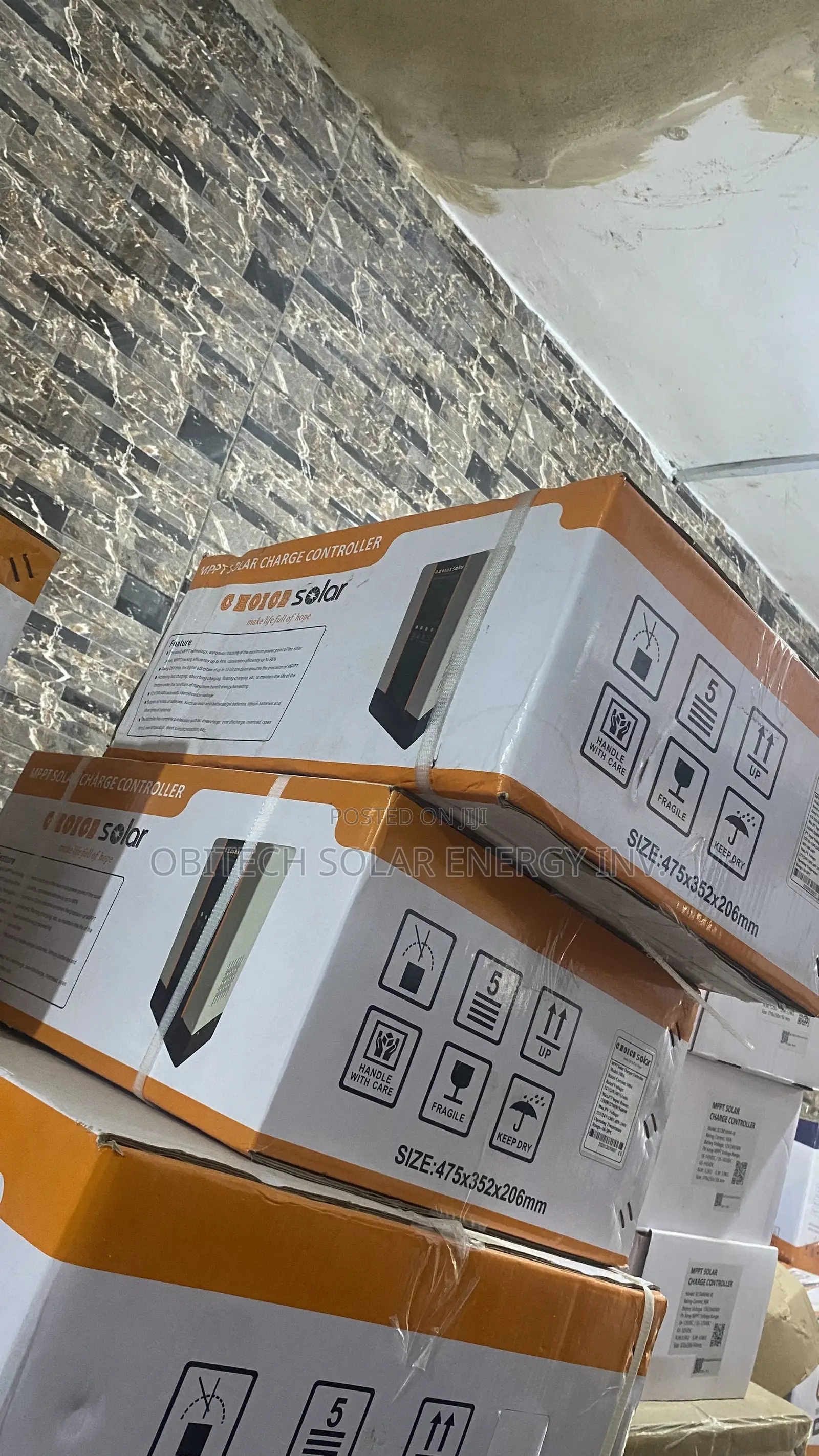 100A MPPT Solar Charge Controller