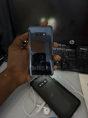 Samsung Galaxy S10e 128 GB Blue
