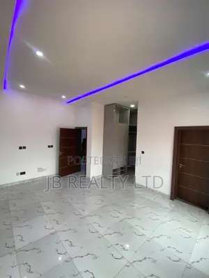 1bdrm Shared Apartment in Mobil Road Estate, Ajah for rent