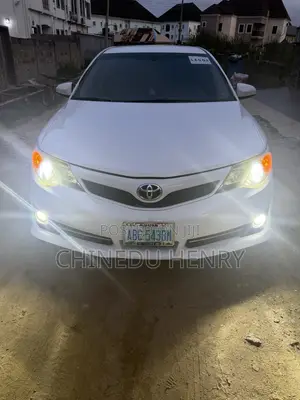 Toyota Camry 2014 White