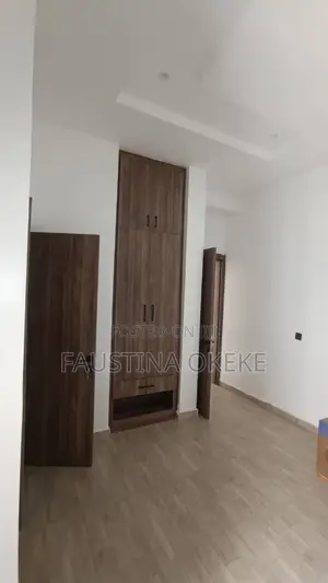 5bdrm Townhouse / Terrace in Guzape District for rent