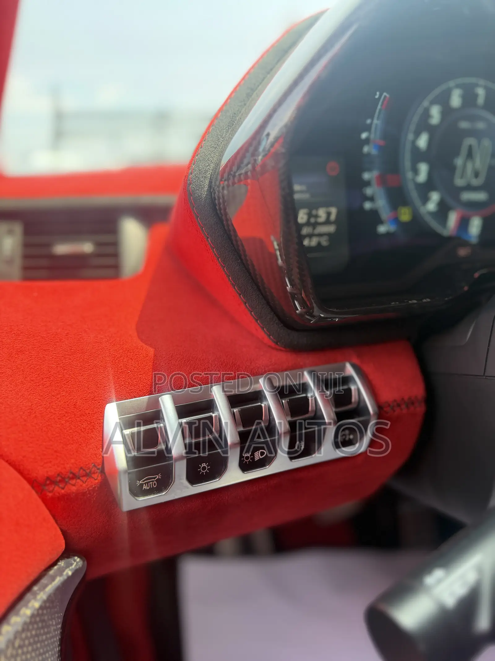 Lamborghini Aventador 2019 White