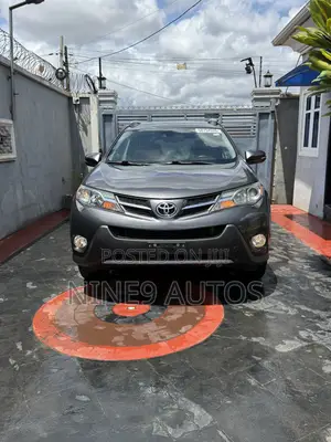 Toyota RAV4 Limited 4dr SUV AWD (2.5L 4cyl 6A) 2015 Gray
