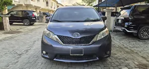 Toyota Sienna LE 8 Passenger 2012 Gray